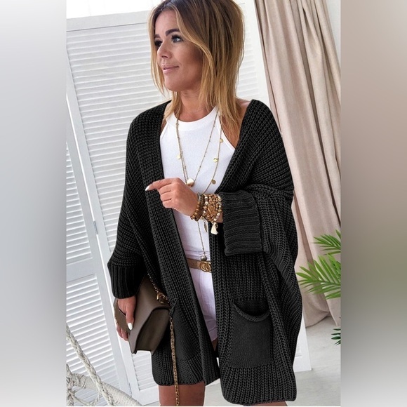 Black Oversized Open Cardi - Picture 3 of 5